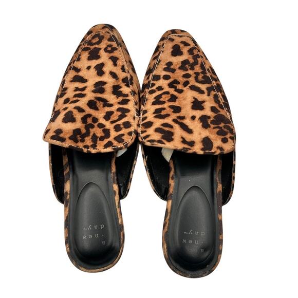 A New Day Women's Brown Suede Leopard Print Slip On Mules Size 7.5 - Picture 8 of 11
